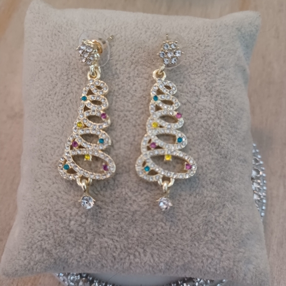 Gold Rhinestone Christmas Tree Star Drop Stud Earrings - Picture 6 of 7